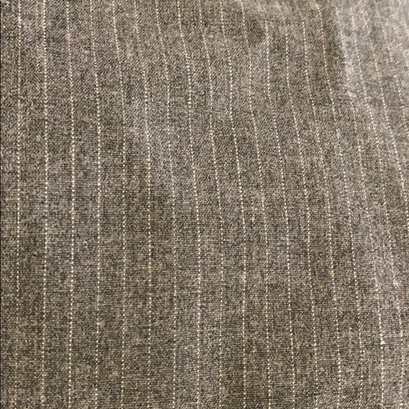 (SOLD) Banana Republic skirt - Picture 2 of 3